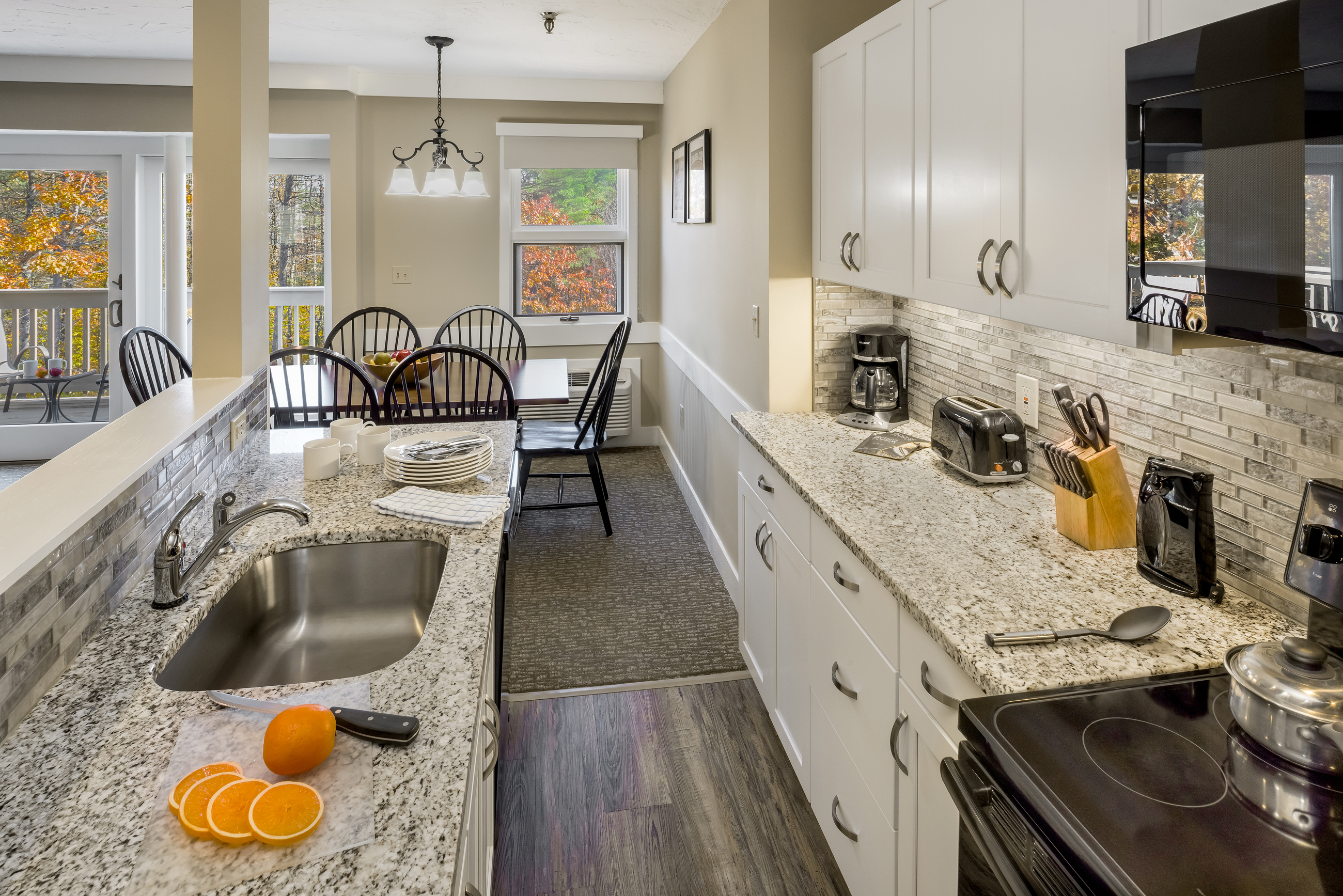 221017 Path Resorts Steele Hill 8765 MED