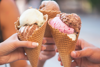 Last Scoops of Summer: A Guide to the Best Ice Cream in the Lakes Region